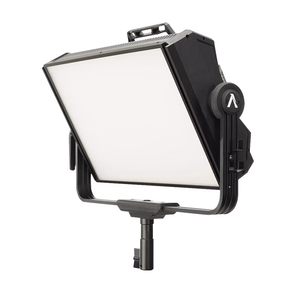 Aputure Nova P300c 1